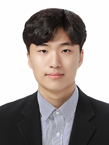 전진혁 사진
